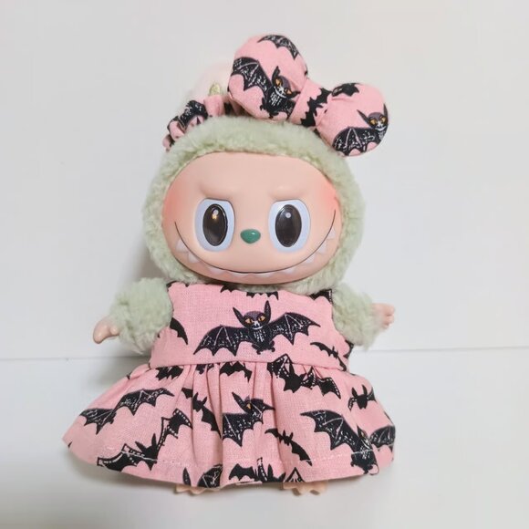Pink Bat Dress and Matching Bow Handmade Outfit for Made for Labubu - Picture 3 of 7